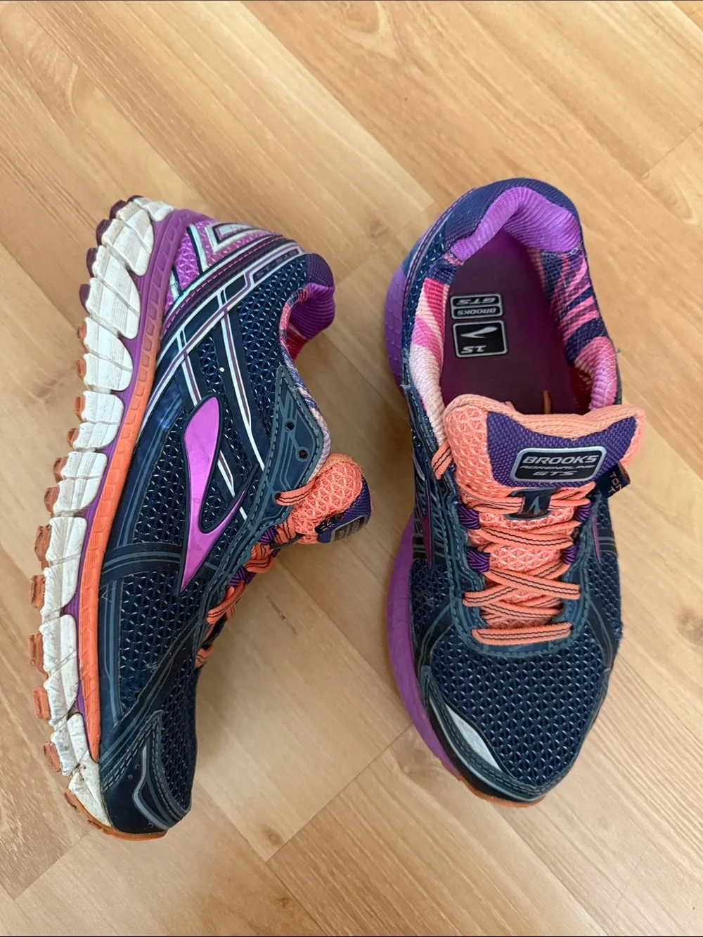 Brooks Women's Navy, Purple & Coral Running Sneakers